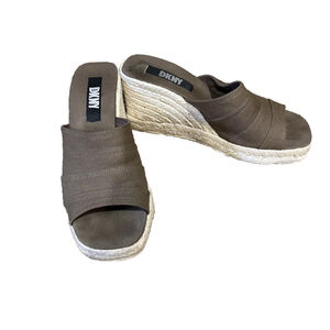 DKNY Vintage Open Toe Khaki Espadrille Wedge SZ 8B Made In Spain